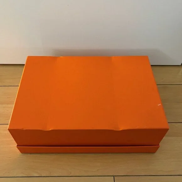 Hermes empty shoe box with ribbon - Picture 7 of 10